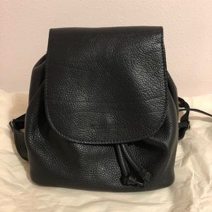 Portland Leather Goods Black Pebbled Leather Bucket Backpack